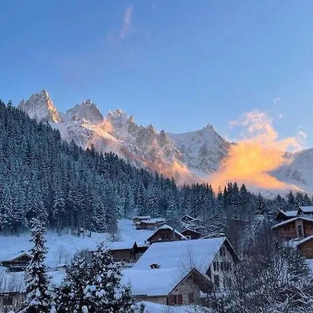 Апартаменты Maison Chaleureuse Avec Vue Sur Le Mont Blanc *