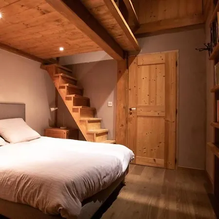 Апартаменты Maison Chaleureuse Avec Vue Sur Le Mont Blanc